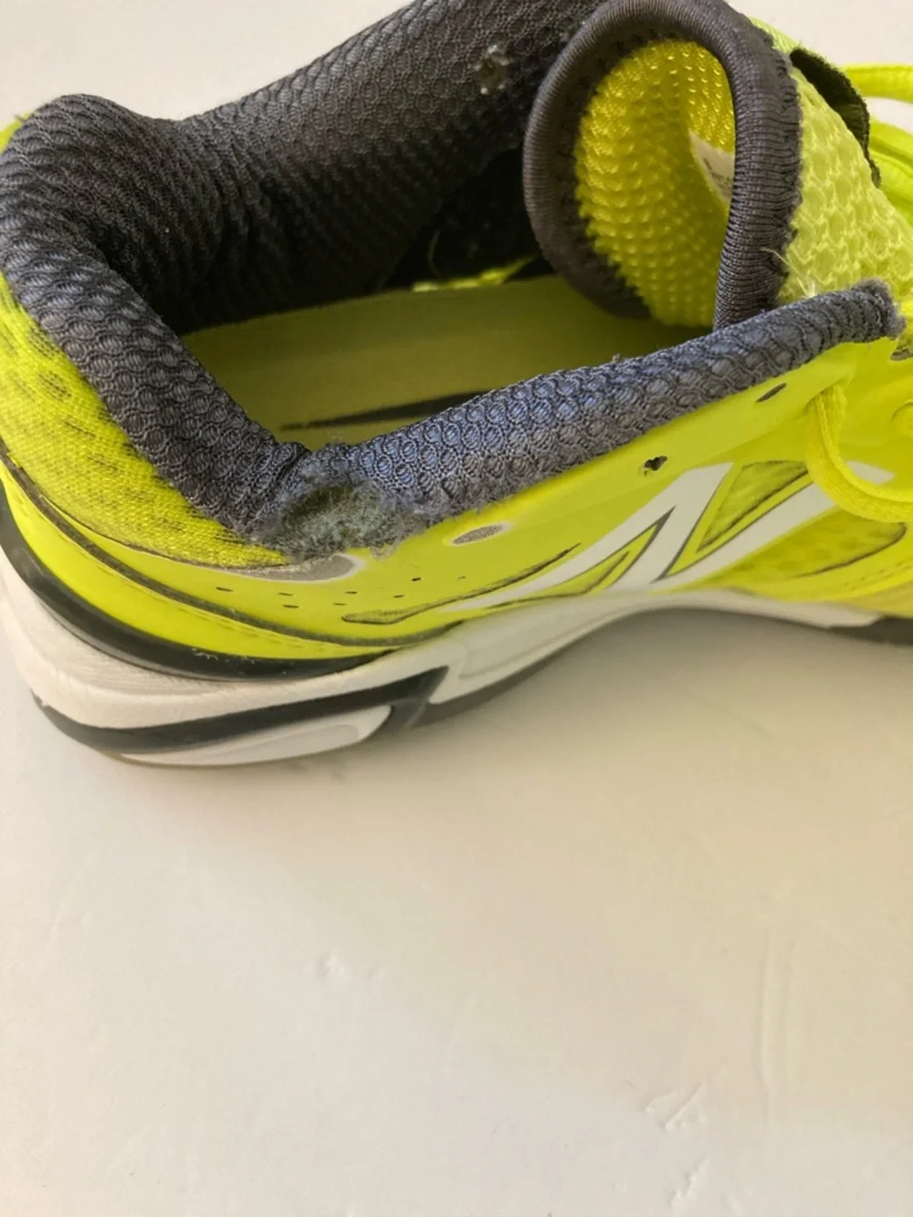 New Balance womens 1296. Neon Yellow Athletic Sneakers size 5